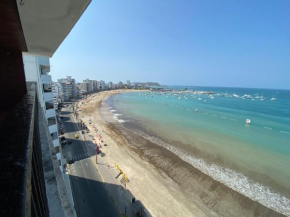 Apartamento vista al mar piso 12